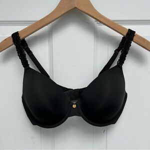 Natori lace trim body contour underwire